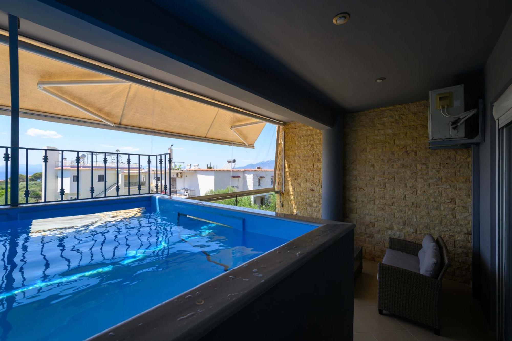 Grand Suites With Private Pools 卡拉马塔 外观 照片