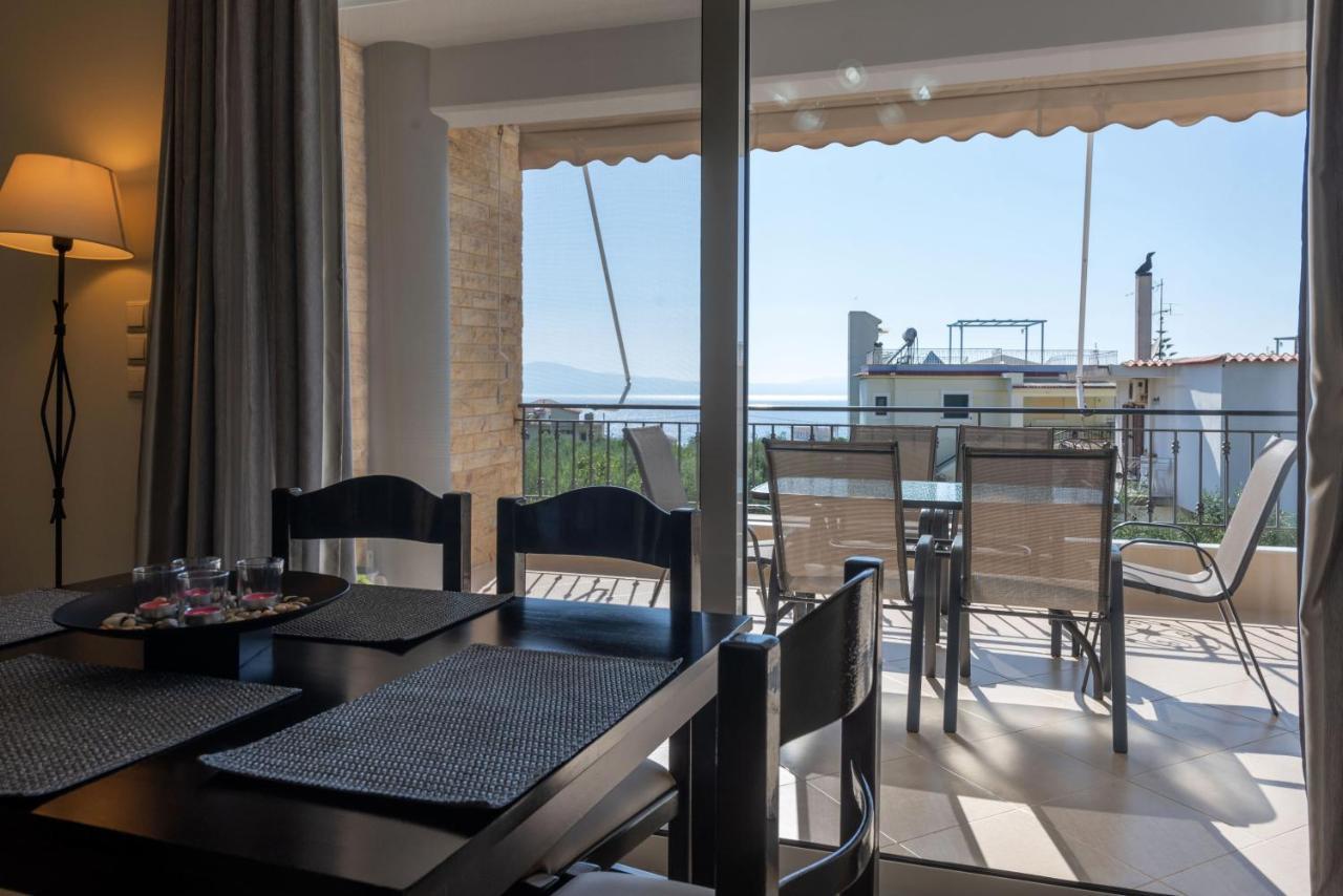 Grand Suites With Private Pools 卡拉马塔 外观 照片